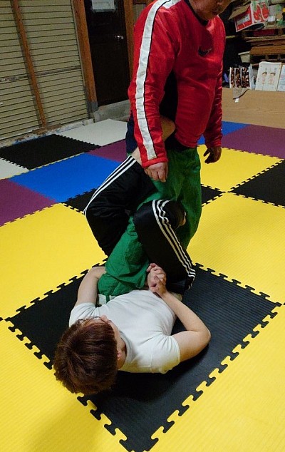 ワンレッグＸにトライ✨️